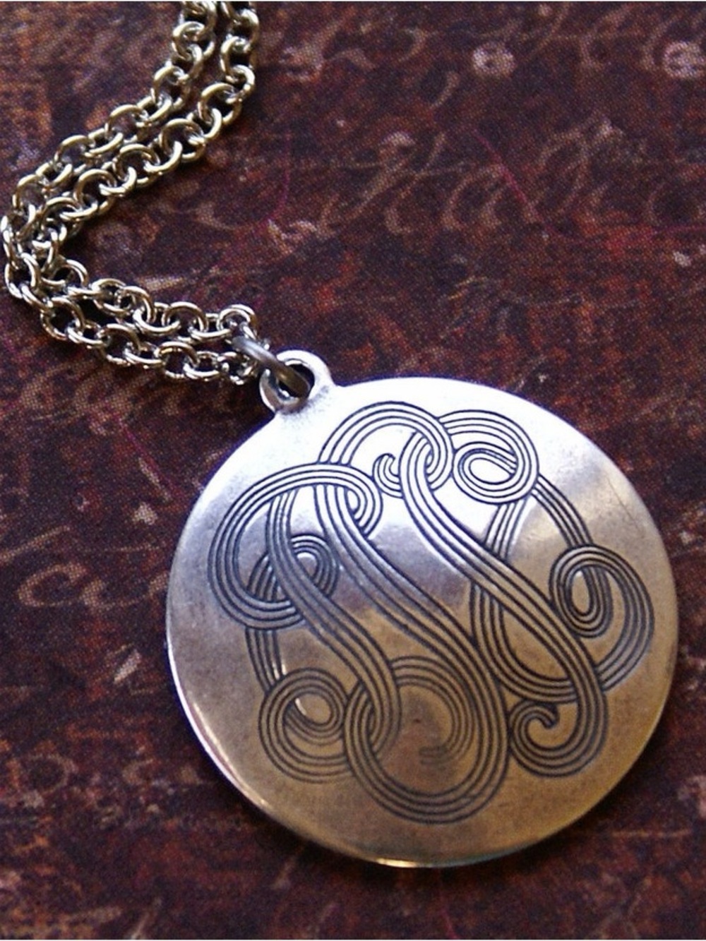 Vintage Chunky Silver-Toned Medallian Pendant